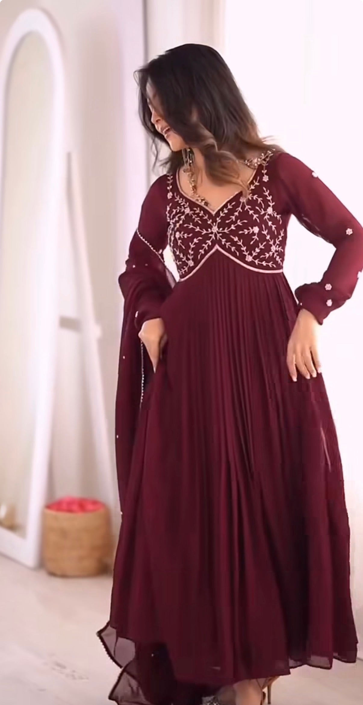 Jaanu Gown With Fully Heavy Embroidery Dupatta