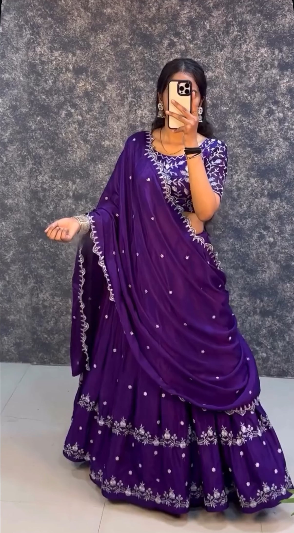 Yamini Lehnga choli