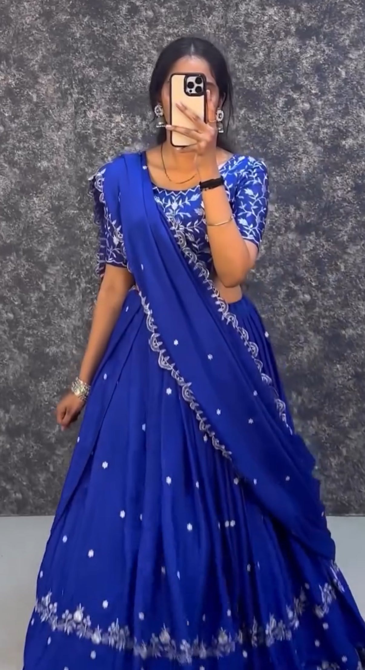 Yamini Lehnga choli