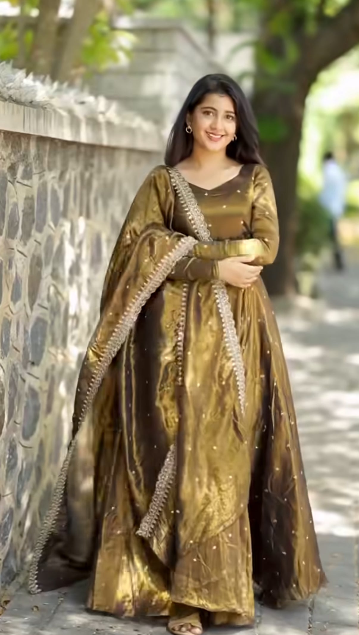 janu Golden