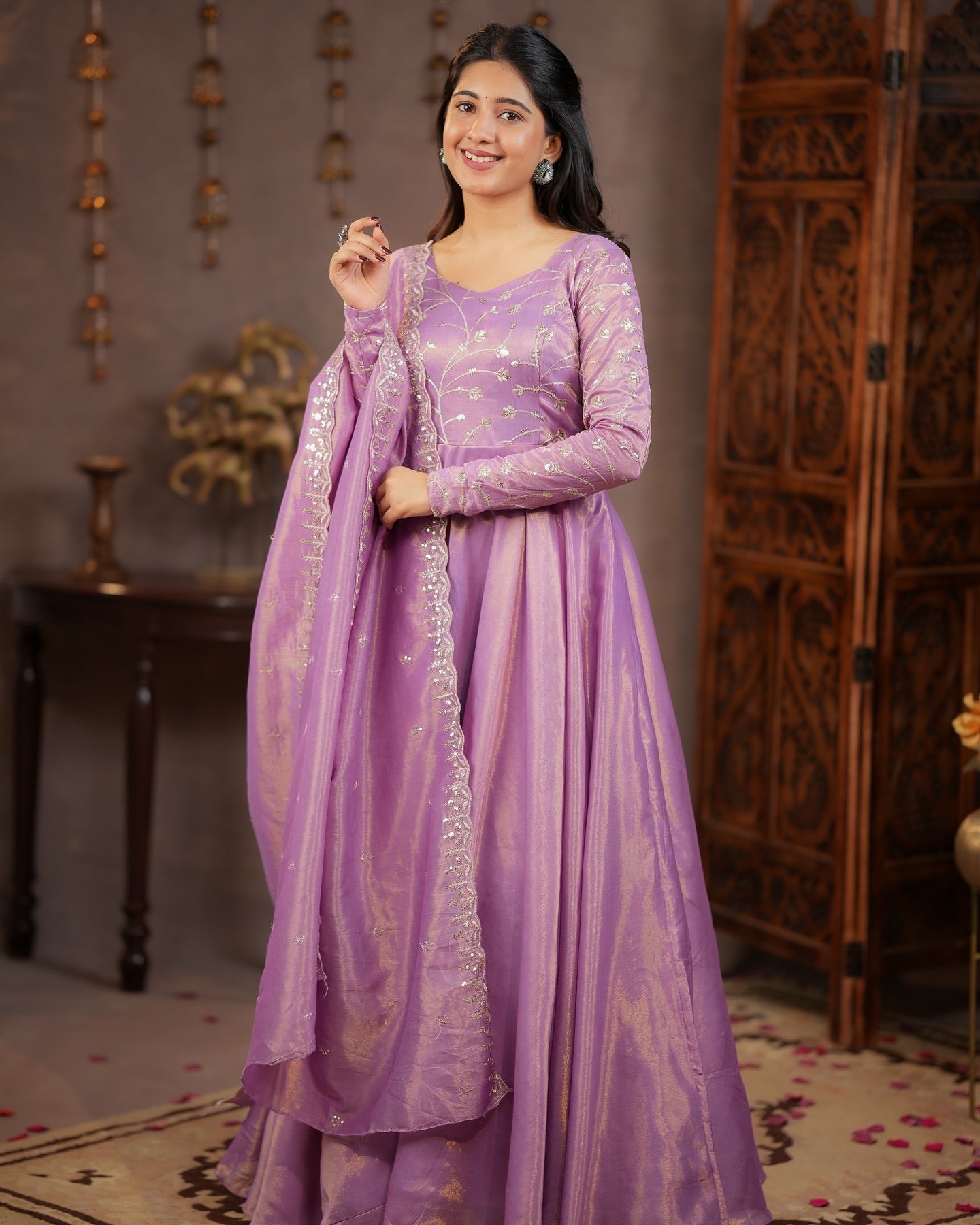 Sakshi